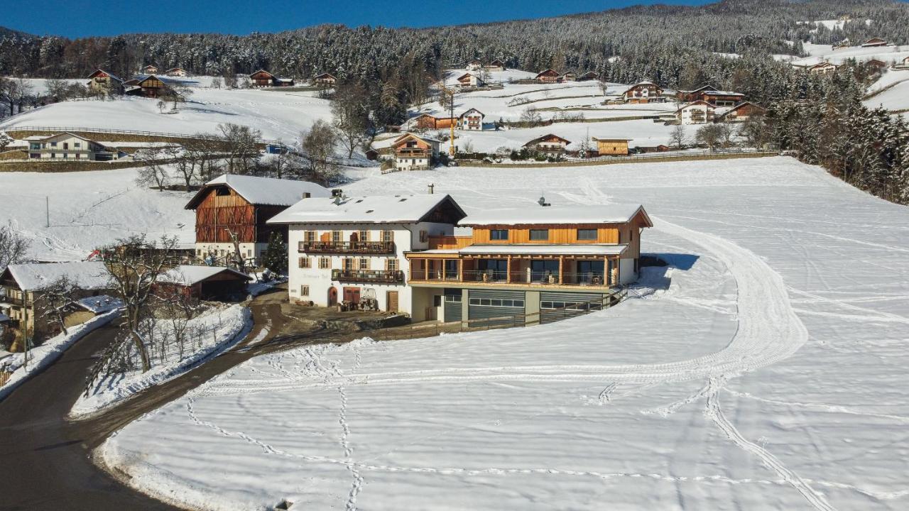 Schweiggerhof -Agriturismo- Farm Holidays Villandro Exteriér fotografie