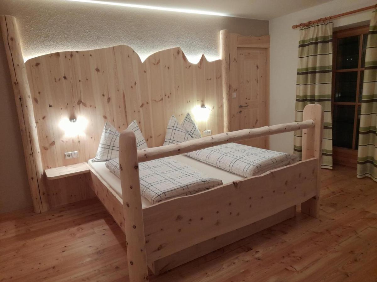 Schweiggerhof -Agriturismo- Farm Holidays Villandro Exteriér fotografie